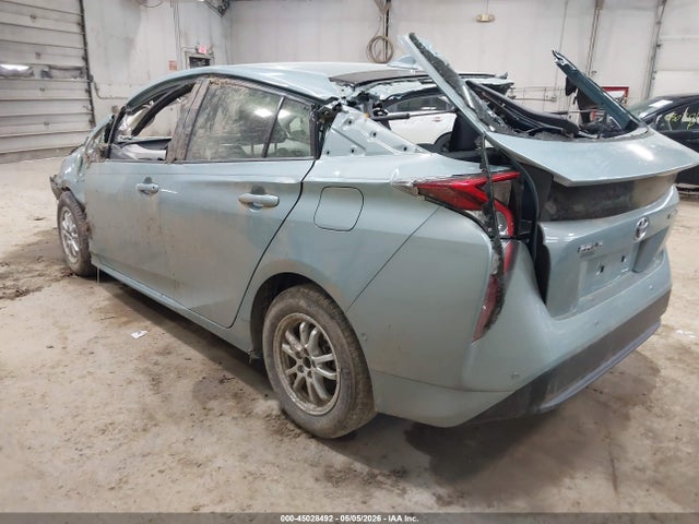 Продажа на аукционе авто 2018 Toyota Prius Three, vin: JTDKARFU3J3061802, номер лота: 45028492