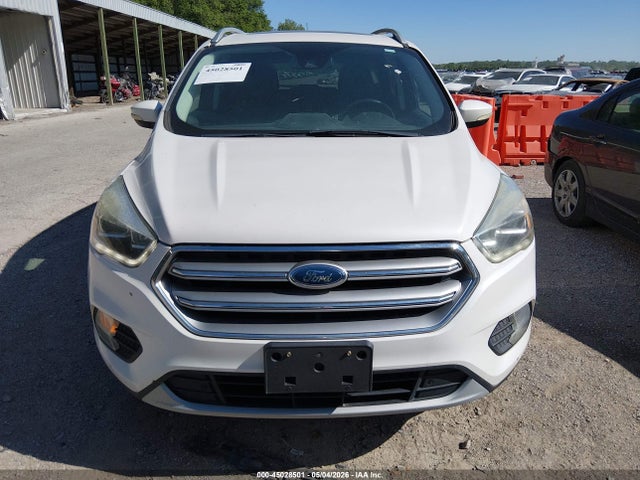 2017 Ford Escape Titanium მანქანა იყიდება აუქციონზე, vin: 1FMCU9J90HUA38718, აუქციონის ნომერი: 45028501