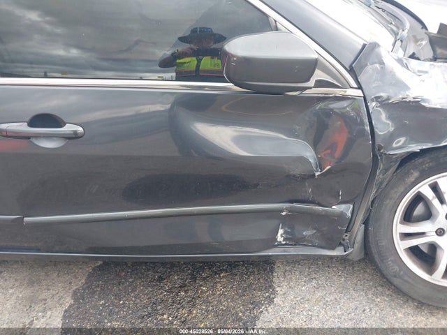 45028526 :رقم المزاد ، 1HGCM56356A032883 vin ، 2006 Honda Accord 2.4 Se مزاد بيع