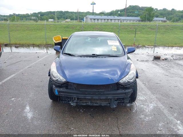45028549 :رقم المزاد ، KMHDH4AE7DU778947 vin ، 2013 Hyundai Elantra Gls مزاد بيع