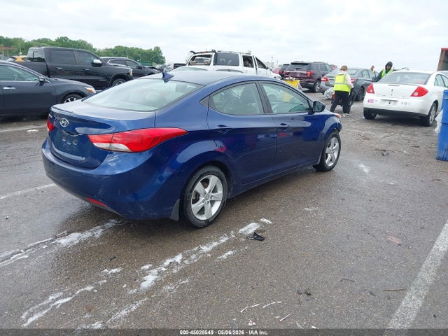 45028549 :رقم المزاد ، KMHDH4AE7DU778947 vin ، 2013 Hyundai Elantra Gls مزاد بيع