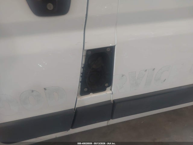 45028559 :رقم المزاد ، 3C6TRVDG7FE503202 vin ، 2015 Ram Promaster 2500 High Roof مزاد بيع