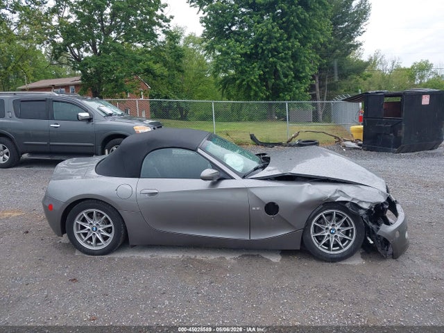 45028589 :رقم المزاد ، 4USBT33575LR70209 vin ، 2005 Bmw Z4 2.5i مزاد بيع