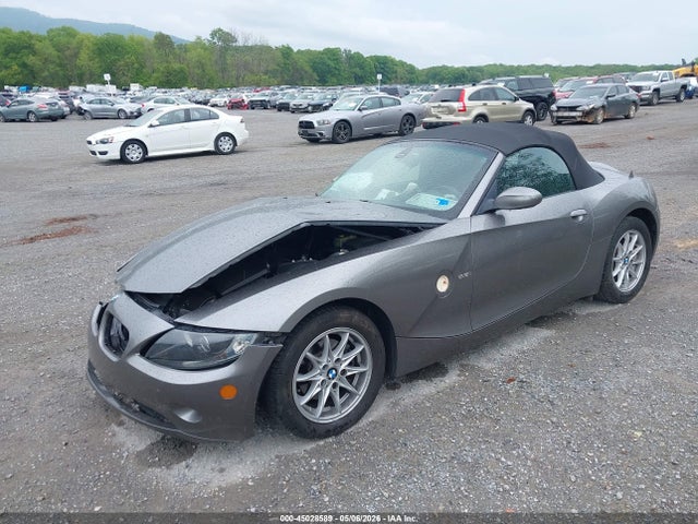 45028589 :رقم المزاد ، 4USBT33575LR70209 vin ، 2005 Bmw Z4 2.5i مزاد بيع