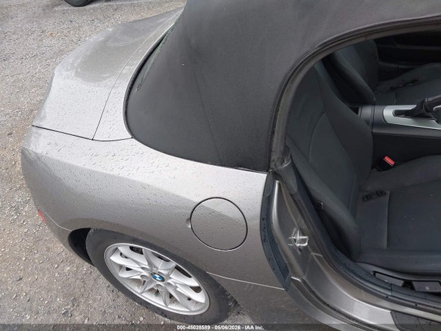 45028589 :رقم المزاد ، 4USBT33575LR70209 vin ، 2005 Bmw Z4 2.5i مزاد بيع