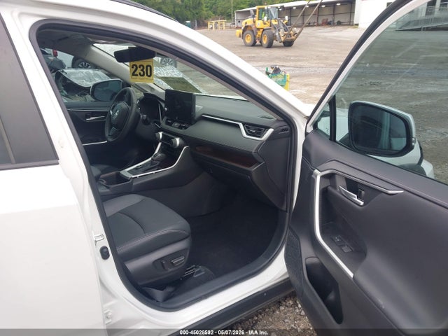 Toyota Rav4 Limited 2023 2T3N1RFV8PW388112 Image 5