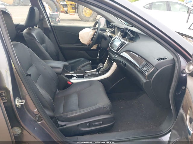 Продаж на аукціоні авто 2016 Honda Accord Ex-l, vin: 1HGCR2F88GA042594, номер лоту: 45028595