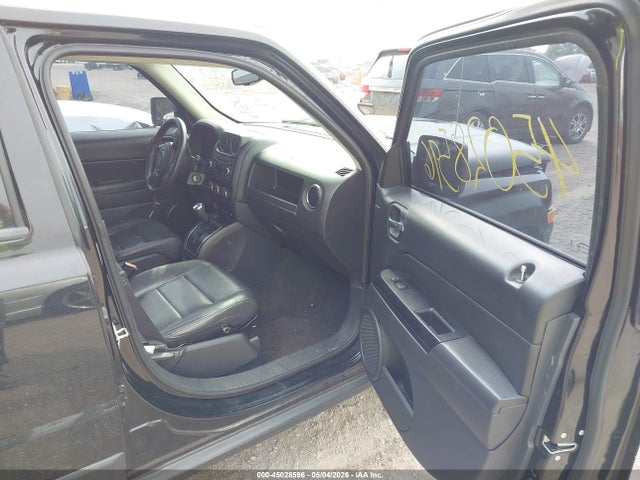 45028596 :رقم المزاد ، 1C4NJRFB0FD244667 vin ، 2015 Jeep Patriot High Altitude Edition مزاد بيع