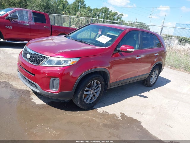 45028603 :رقم المزاد ، 5XYKT3A63FG553099 vin ، 2015 Kia Sorento Lx مزاد بيع