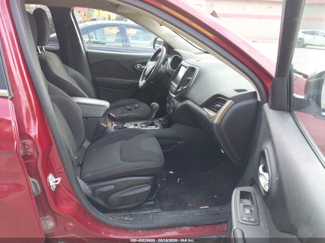45028609 :رقم المزاد ، 1C4PJMCB0GW270658 vin ، 2016 Jeep Cherokee Latitude مزاد بيع