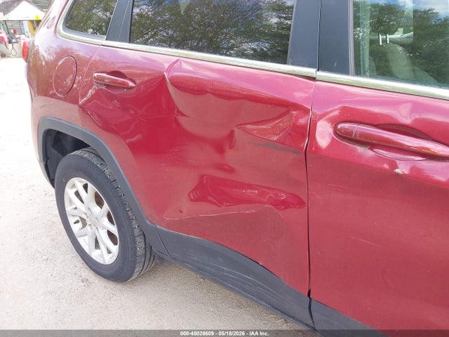 45028609 :رقم المزاد ، 1C4PJMCB0GW270658 vin ، 2016 Jeep Cherokee Latitude مزاد بيع