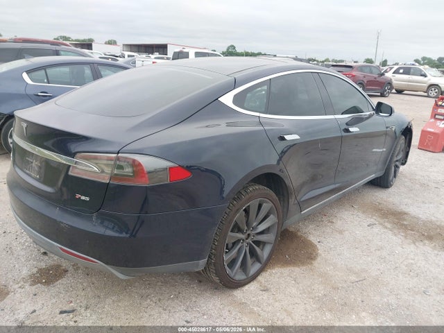 Продажа на аукционе авто 2013 Tesla Model S Performance, vin: 5YJSA1DP3DFP05563, номер лота: 45028617