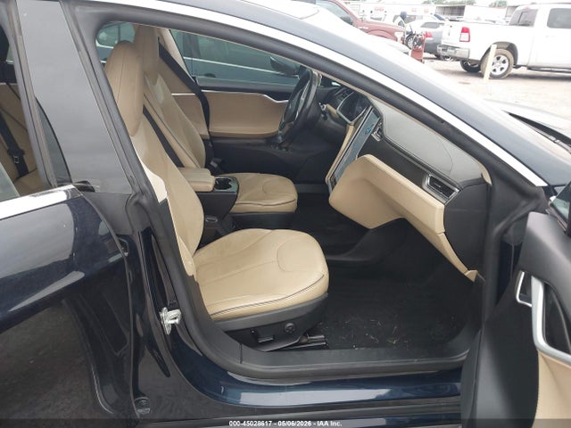 Продажа на аукционе авто 2013 Tesla Model S Performance, vin: 5YJSA1DP3DFP05563, номер лота: 45028617