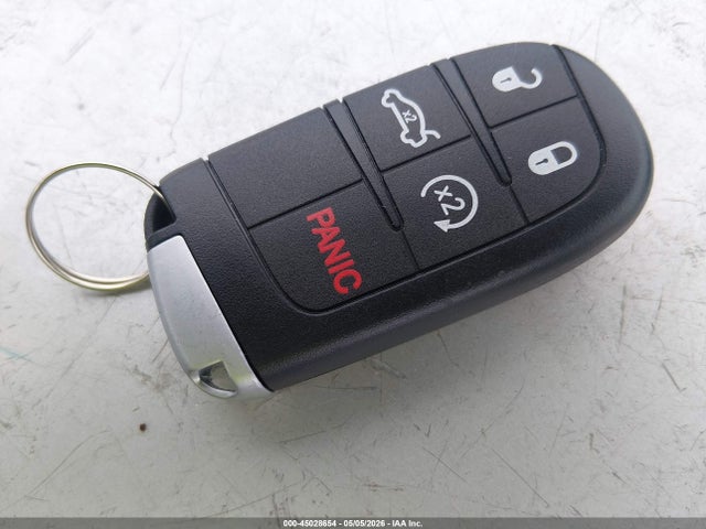 Продаж на аукціоні авто 2015 Chrysler 200 Limited, vin: 1C3CCCAB5FN681083, номер лоту: 45028654