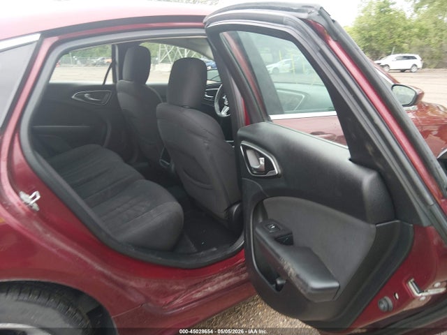 Продаж на аукціоні авто 2015 Chrysler 200 Limited, vin: 1C3CCCAB5FN681083, номер лоту: 45028654