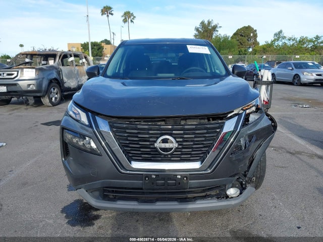 5N1BT3AB8PC738229 Nissan Rogue S Intelligent Awd