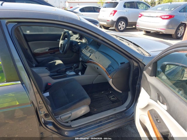 2011 Honda Accord 2.4 Ex მანქანა იყიდება აუქციონზე, vin: 1HGCP2F76BA137564, აუქციონის ნომერი: 45028757