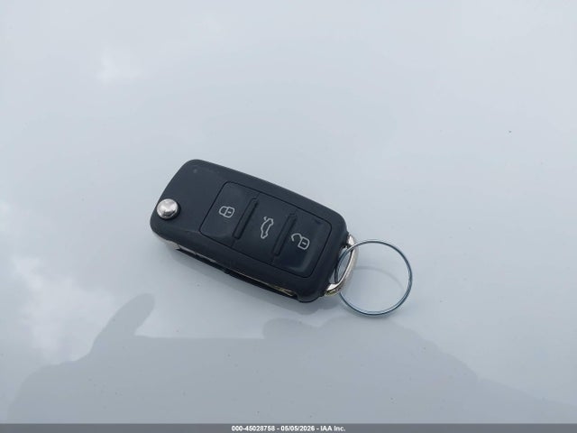 Продажа на аукционе авто 2015 Volkswagen Jetta 2.0l Tdi Se, vin: 3VWLA7AJ2FM401689, номер лота: 45028758