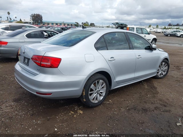Продажа на аукционе авто 2015 Volkswagen Jetta 2.0l Tdi Se, vin: 3VWLA7AJ2FM401689, номер лота: 45028758