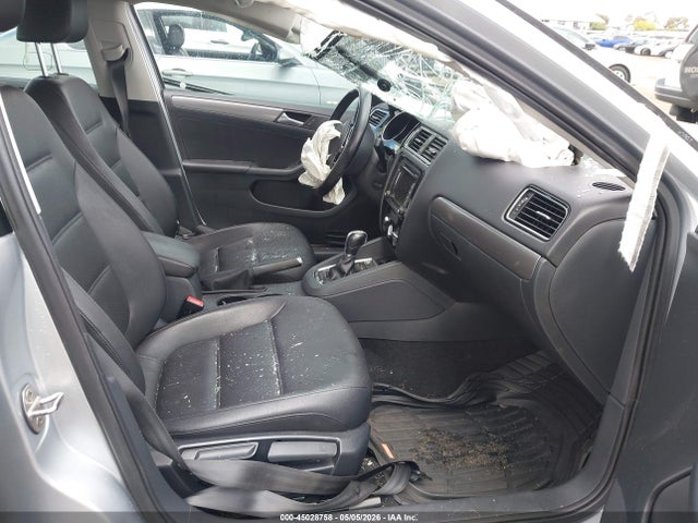 Продажа на аукционе авто 2015 Volkswagen Jetta 2.0l Tdi Se, vin: 3VWLA7AJ2FM401689, номер лота: 45028758