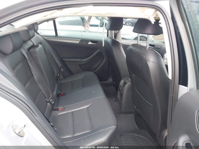 Продажа на аукционе авто 2015 Volkswagen Jetta 2.0l Tdi Se, vin: 3VWLA7AJ2FM401689, номер лота: 45028758