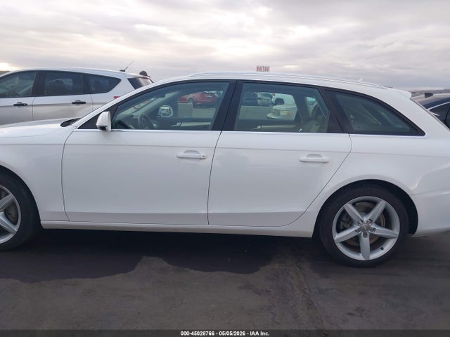 Продаж на аукціоні авто 2012 Audi A4 2.0t Premium, vin: WAUSFAFL8CA044953, номер лоту: 45028766