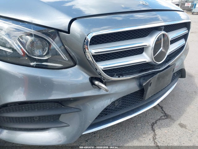 Aukcja sprzedaży 2018 Mercedes-benz E 300, vin: WDDZF4JBXJA343929, numer aukcji: 45028781