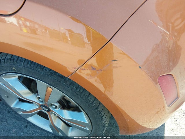 Продаж на аукціоні авто 2013 Hyundai Veloster Base W/black, vin: KMHTC6AD1DU113846, номер лоту: 45028805