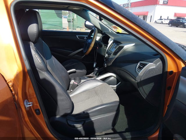 Продаж на аукціоні авто 2013 Hyundai Veloster Base W/black, vin: KMHTC6AD1DU113846, номер лоту: 45028805