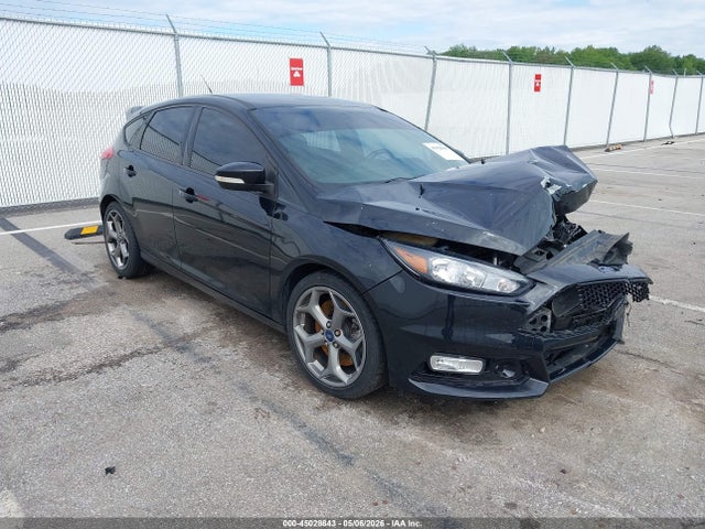 Auction sale of the 2018 Ford Focus St, vin: 1FADP3L95JL332451, lot number: 45028843