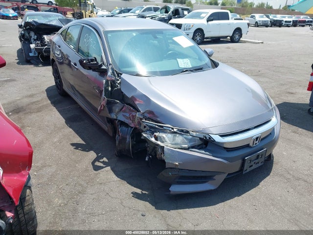 2018 19XFC2F51JE203973 main image
