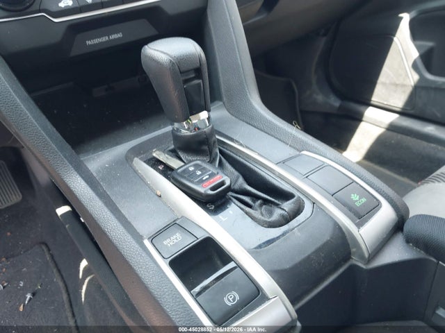 Honda Civic Lx 2018 19XFC2F51JE203973 Image 11