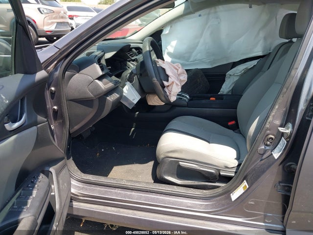 Honda Civic Lx 2018 19XFC2F51JE203973 Image 5