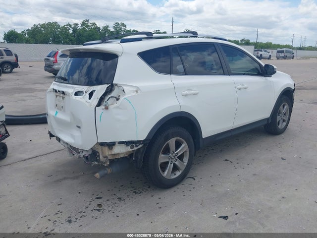 JTMWFREV5FD048824 Toyota Rav4 Xle