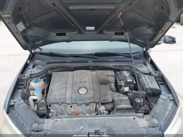 45028888 :رقم المزاد ، 3VWDX7AJ5DM436968 vin ، 2013 Volkswagen Jetta 2.5l Se مزاد بيع