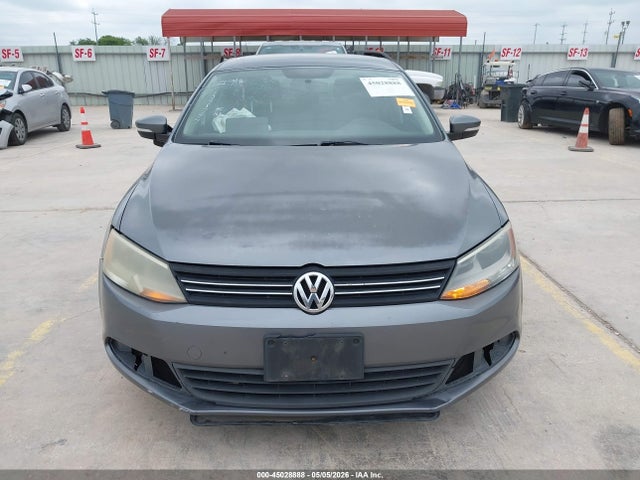 45028888 :رقم المزاد ، 3VWDX7AJ5DM436968 vin ، 2013 Volkswagen Jetta 2.5l Se مزاد بيع