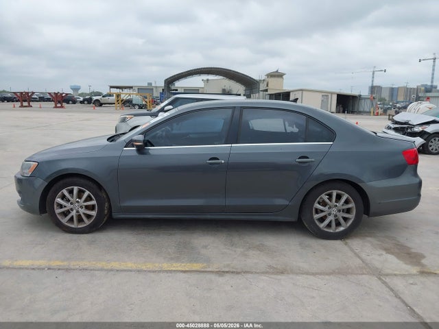 45028888 :رقم المزاد ، 3VWDX7AJ5DM436968 vin ، 2013 Volkswagen Jetta 2.5l Se مزاد بيع