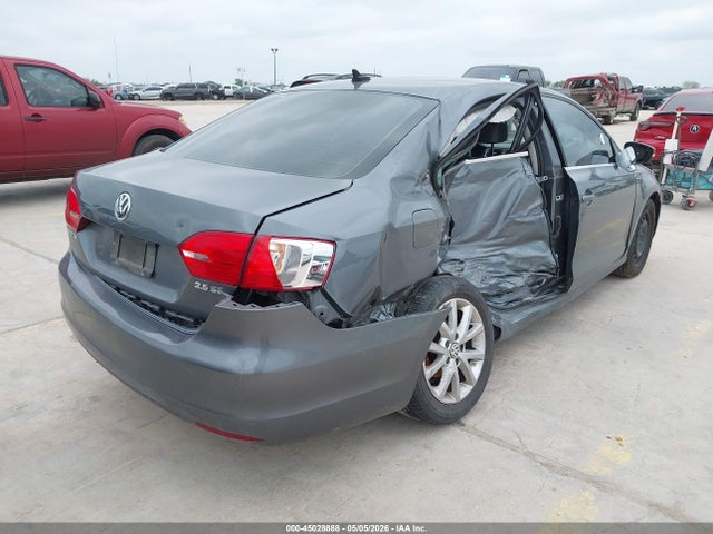 45028888 :رقم المزاد ، 3VWDX7AJ5DM436968 vin ، 2013 Volkswagen Jetta 2.5l Se مزاد بيع