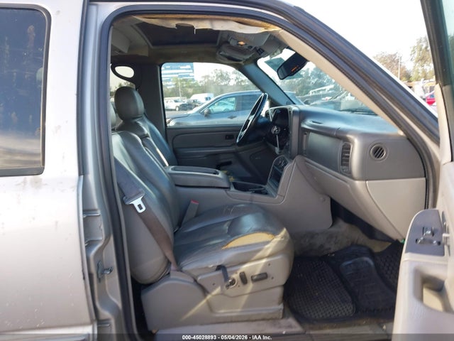 Продажа на аукционе авто 2005 Gmc Yukon Xl 1500 Slt, vin: 1GKEC16Z95R151385, номер лота: 45028893
