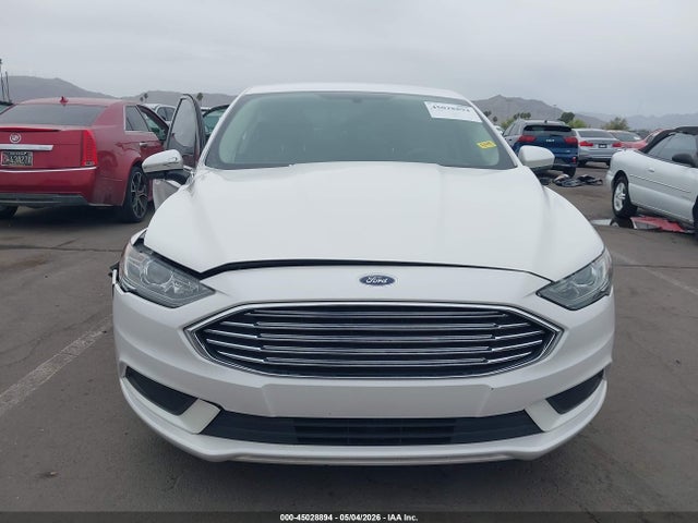 2017 Ford Fusion Hybrid Se მანქანა იყიდება აუქციონზე, vin: 3FA6P0LU9HR110552, აუქციონის ნომერი: 45028894