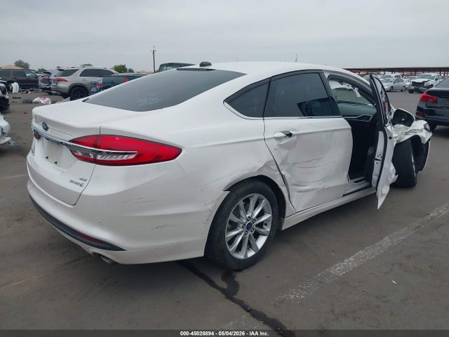 2017 Ford Fusion Hybrid Se მანქანა იყიდება აუქციონზე, vin: 3FA6P0LU9HR110552, აუქციონის ნომერი: 45028894