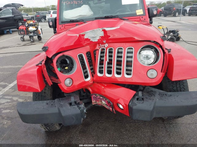 1C4BJWEGXHL706742 Jeep Wrangler Unlimited Sahara 4x4