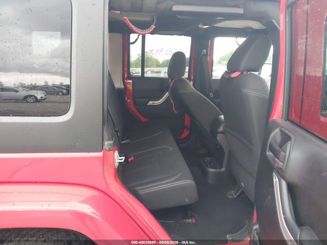 1C4BJWEGXHL706742 Jeep Wrangler Unlimited Sahara 4x4