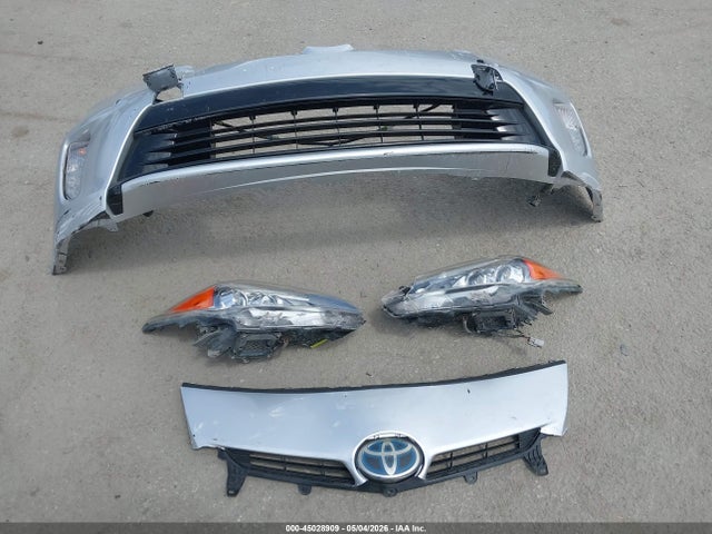 Toyota Prius Five 2014 JTDKN3DU3E1827467 Image 12
