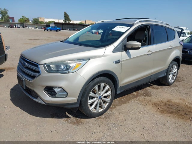 2017 Ford Escape Titanium მანქანა იყიდება აუქციონზე, vin: 1FMCU0JD5HUC26568, აუქციონის ნომერი: 45028917