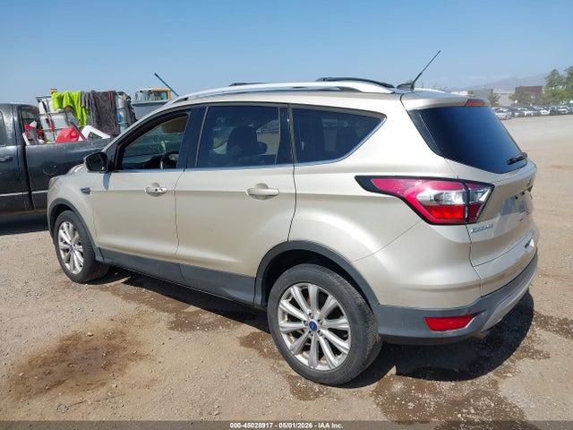 2017 Ford Escape Titanium მანქანა იყიდება აუქციონზე, vin: 1FMCU0JD5HUC26568, აუქციონის ნომერი: 45028917