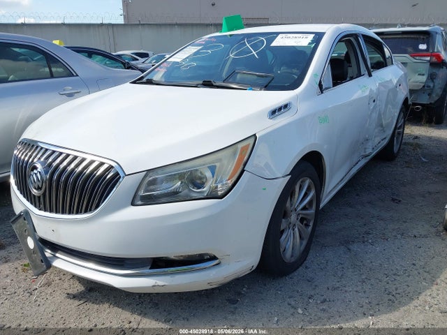 1G4GB5G35GF157645 Buick Lacrosse Leather