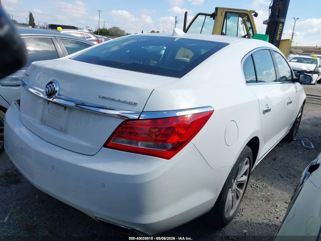 1G4GB5G35GF157645 Buick Lacrosse Leather