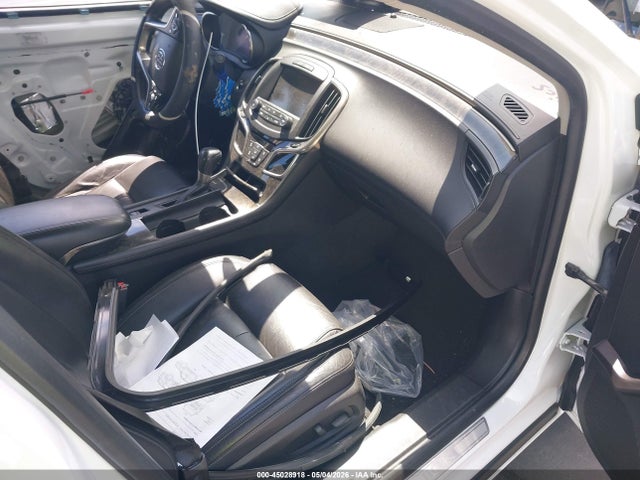 1G4GB5G35GF157645 Buick Lacrosse Leather