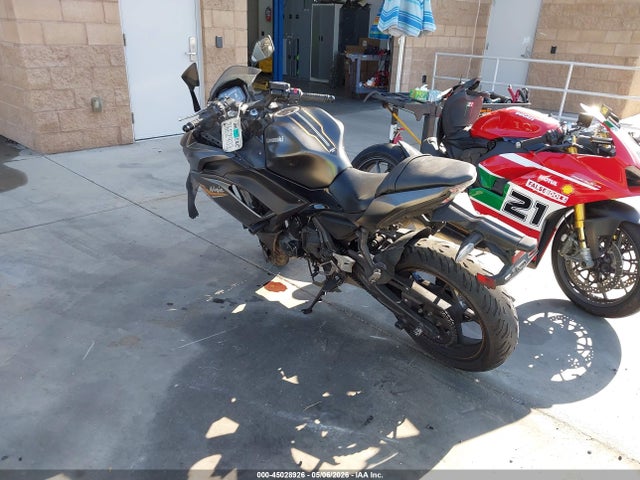 Kawasaki Ex650 R 2023 ML5EXER11PDA88776 Image 3